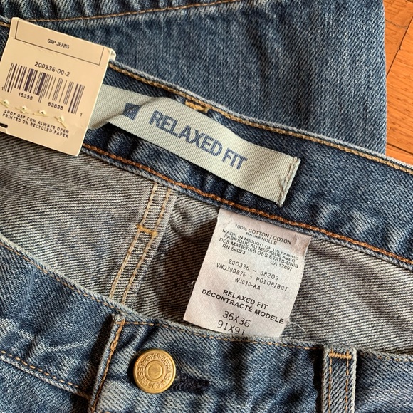 GAP relaxed fit jeans NWT - Picture 5 of 5